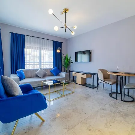 Aria Riva شقة فندقية 4*