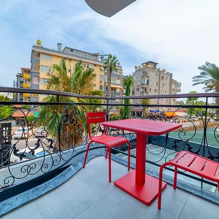 Aria Riva شقة فندقية 4*