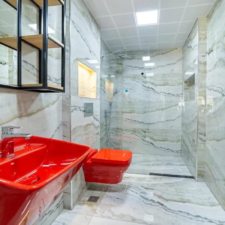 Aria Riva ألانيا