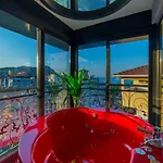 Aria Riva 4*