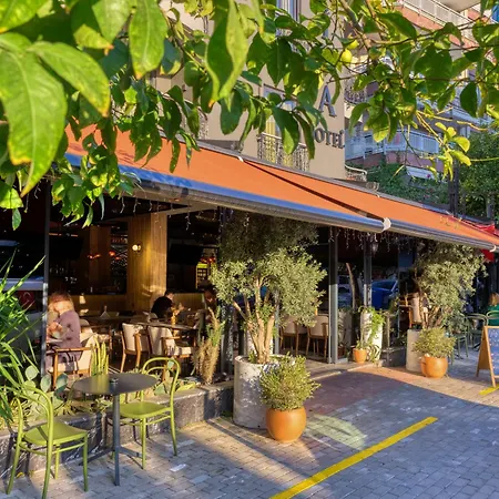 Aria Riva 4*