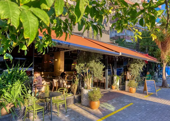 Aria Riva 4*