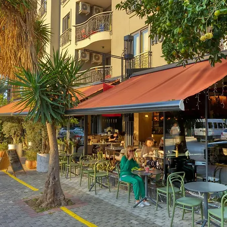 Aria Riva Aparthotel