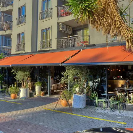 Ξενοδοχείο με διαμερίσματα Aria Riva